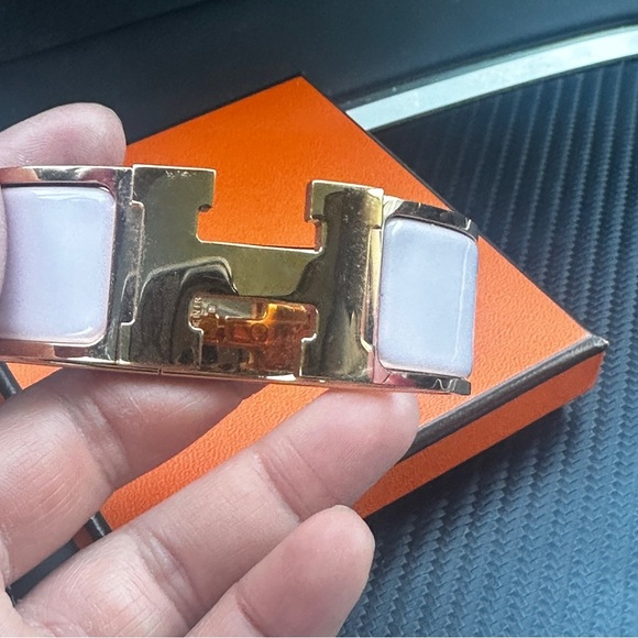 Hermès Clic H bracelet - Picture 12 of 14